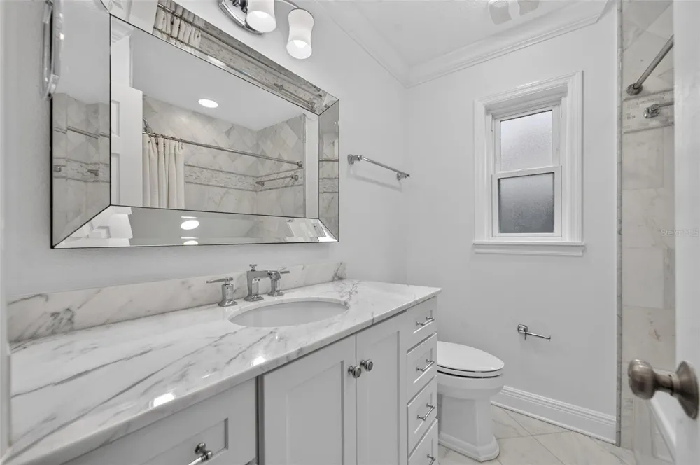 8825 BUTTERNUT BOULEVARD Orlando, FL 32817