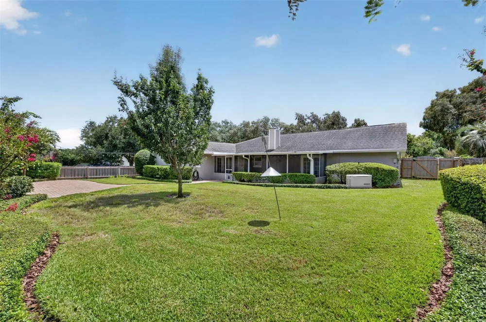 8825 BUTTERNUT BOULEVARD Orlando, FL 32817