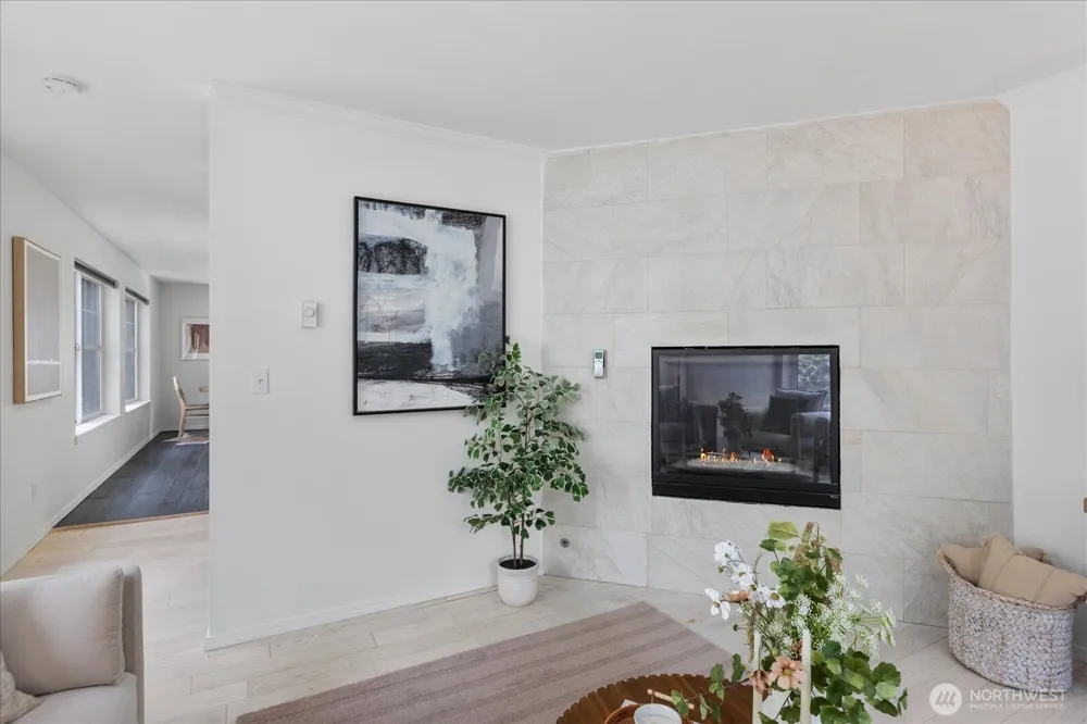 13716 Midvale Avenue #C Seattle, WA 98133