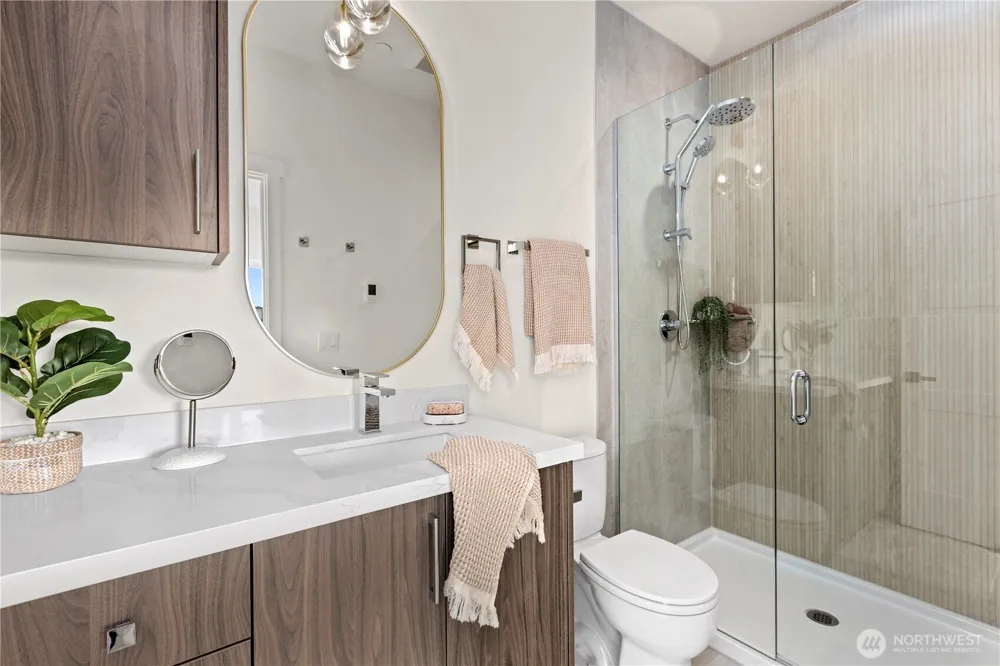 2328 Franklin Avenue E #D Seattle, WA 98102