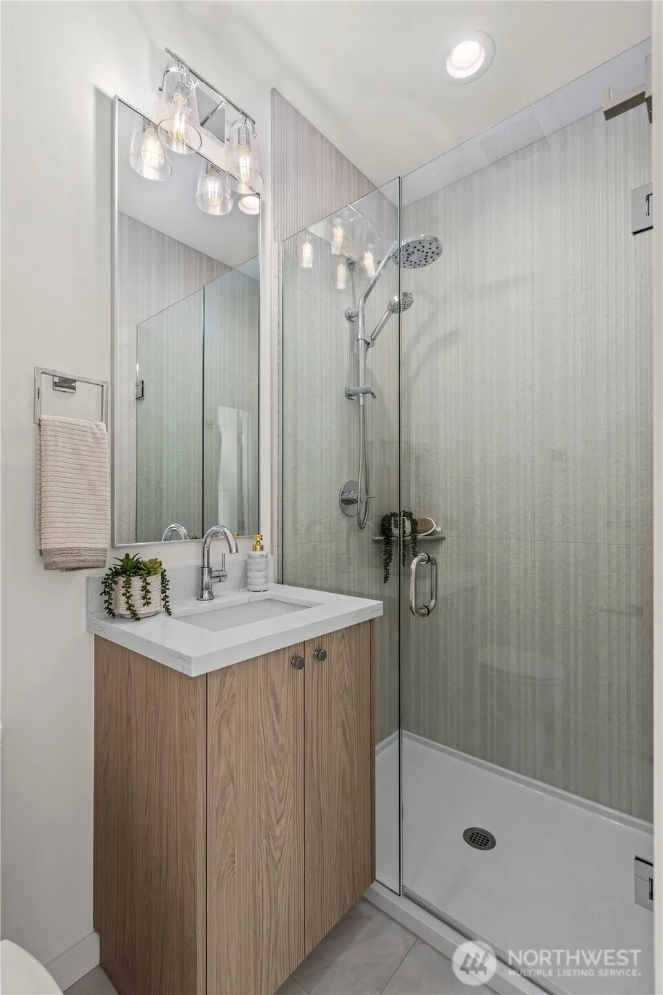 2328 Franklin Avenue E #D Seattle, WA 98102