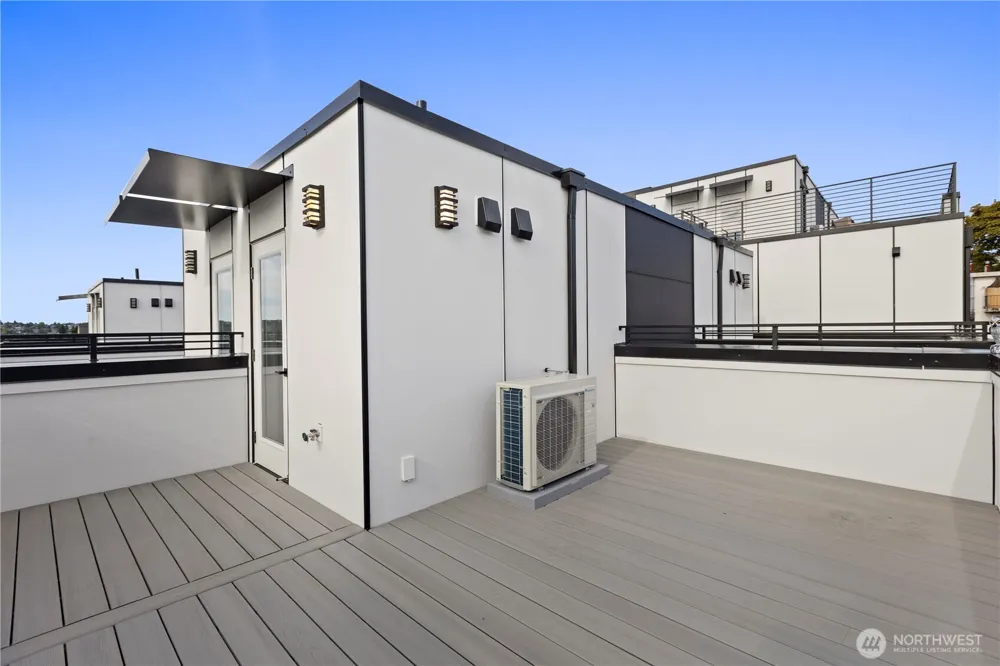2328 Franklin Avenue E #D Seattle, WA 98102