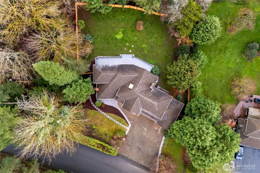 19108 NE 143rd Place Woodinville, WA 98077