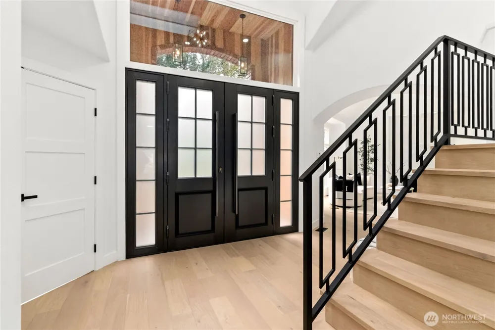 19108 NE 143rd Place Woodinville, WA 98077
