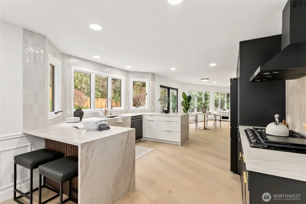 19108 NE 143rd Place Woodinville, WA 98077