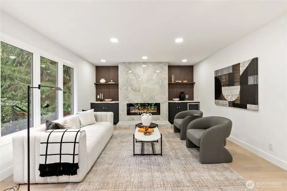 19108 NE 143rd Place Woodinville, WA 98077
