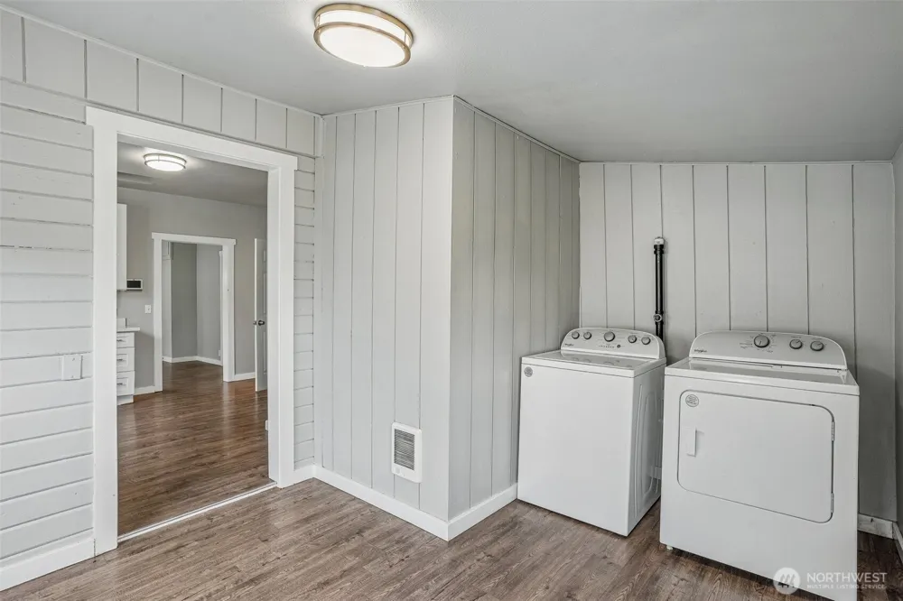 3319 E Grandview Avenue Tacoma, WA 98404