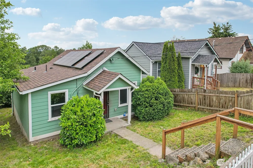 3319 E Grandview Avenue Tacoma, WA 98404
