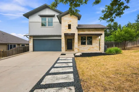 102 Chestnut Court