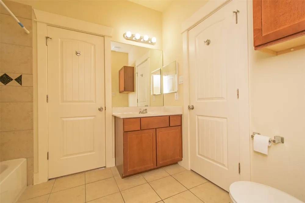 5405 Avenue H #A Austin, TX 78751