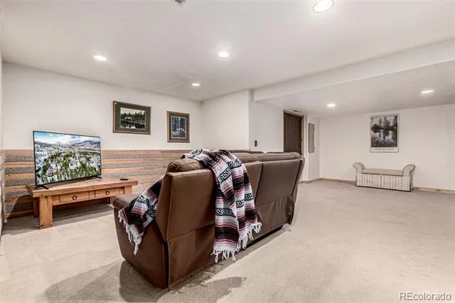 308 Red Hawk Circle Silverthorne, CO 80498