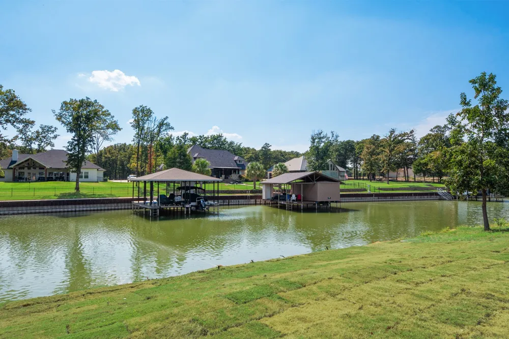 566 Clubhouse Drive Corsicana, TX 75109