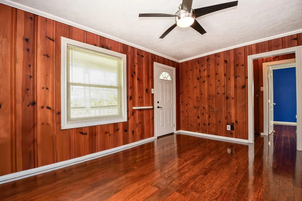 704 6th Street Kemah, TX 77565