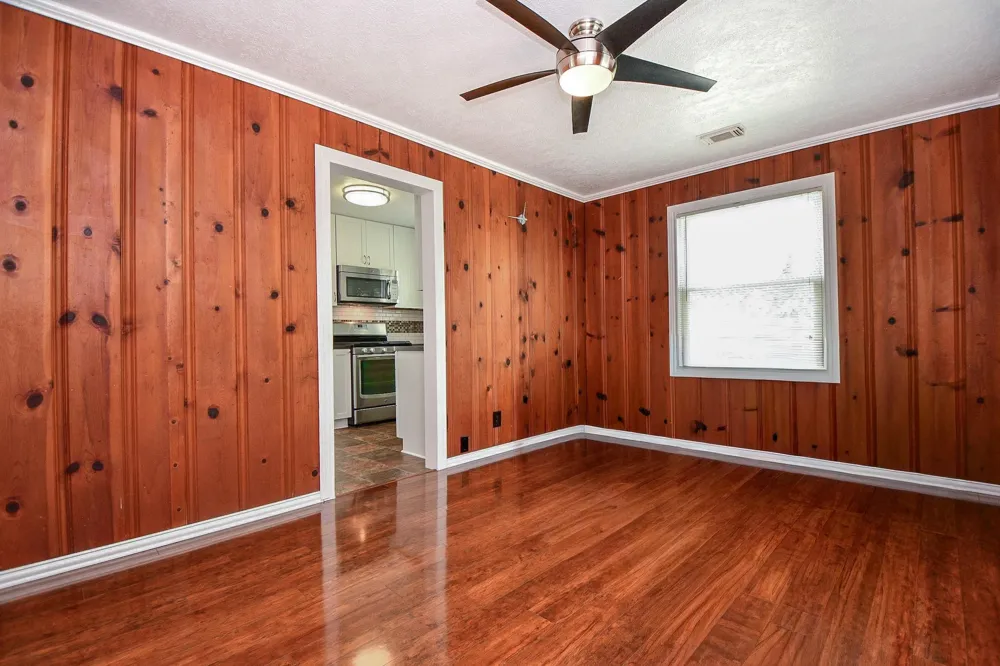 704 6th Street Kemah, TX 77565