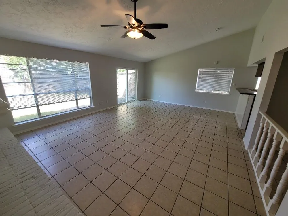 9914 Towne Brook Lane Sugar Land, TX 77498