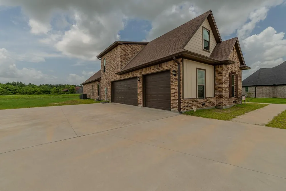 15360 Hercules Drive Beaumont, TX 77713