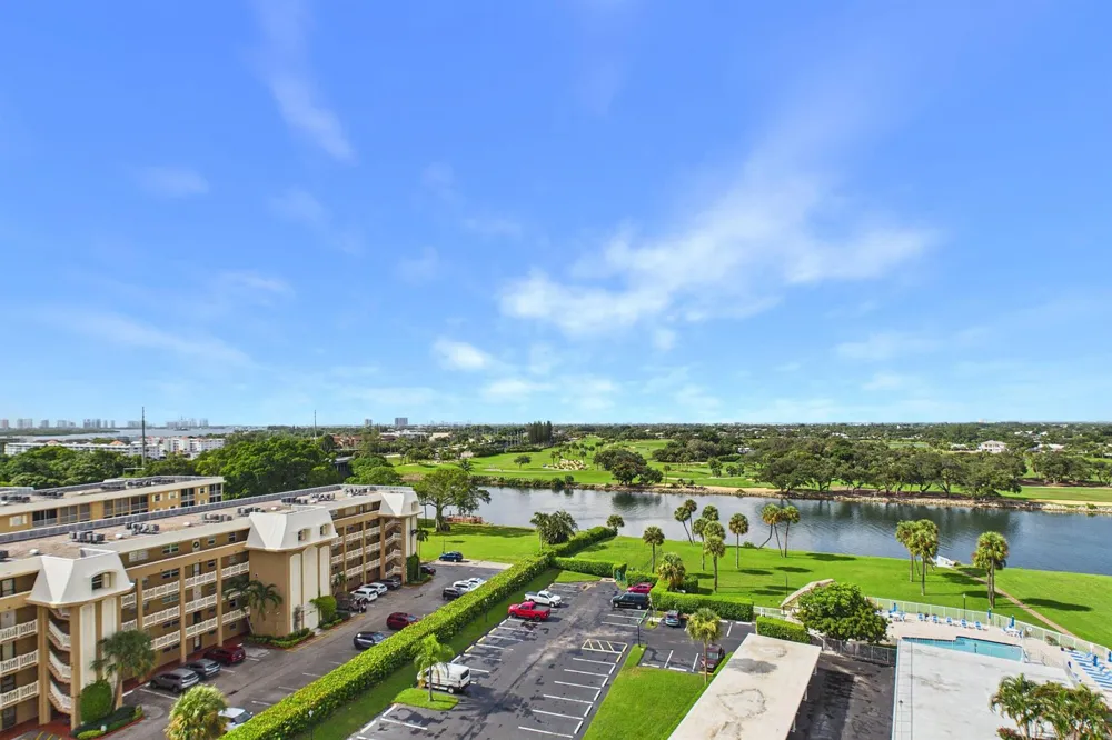 336 GOLFVIEW ROAD #1017 North Palm Beach, FL 33408