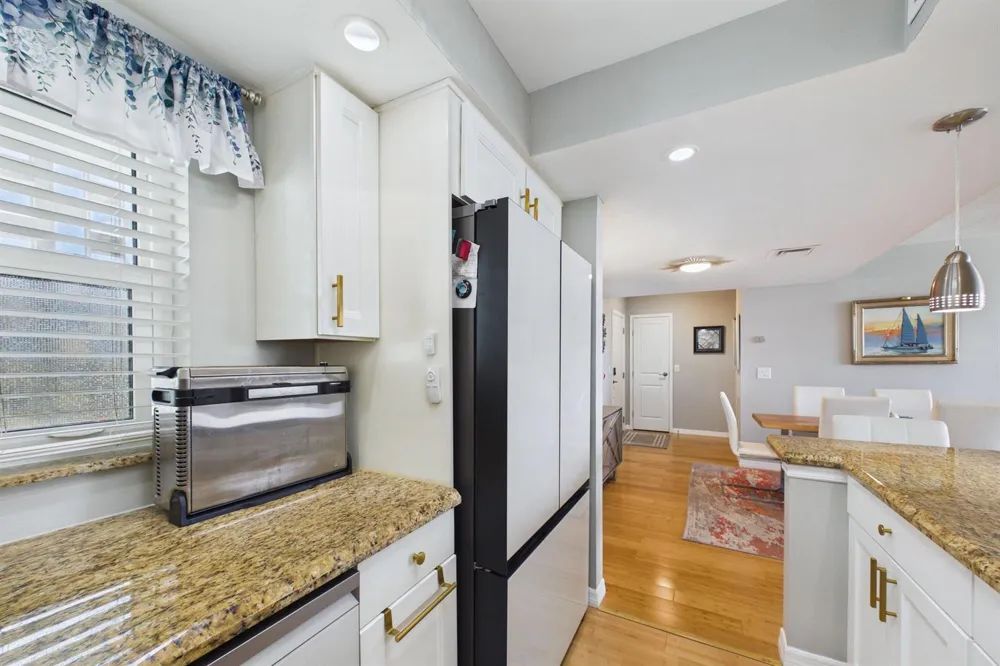 336 GOLFVIEW ROAD #1017 North Palm Beach, FL 33408