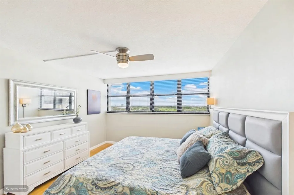 336 GOLFVIEW ROAD #1017 North Palm Beach, FL 33408
