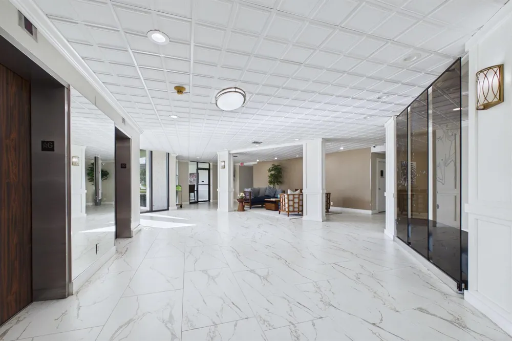 336 GOLFVIEW ROAD #1017 North Palm Beach, FL 33408