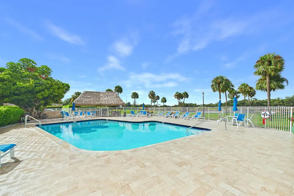 336 GOLFVIEW ROAD #1017 North Palm Beach, FL 33408