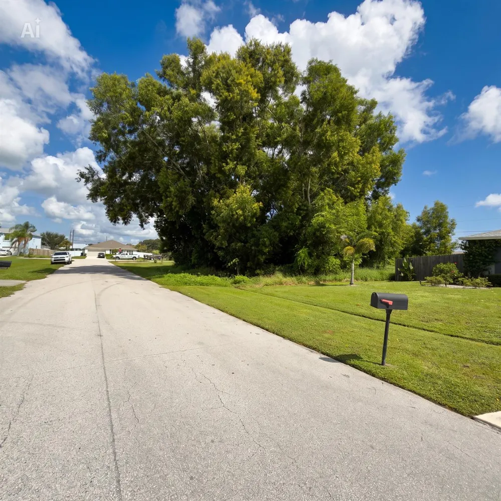 2209 SE FRIENDSHIP STREET Port St. Lucie, FL 34952