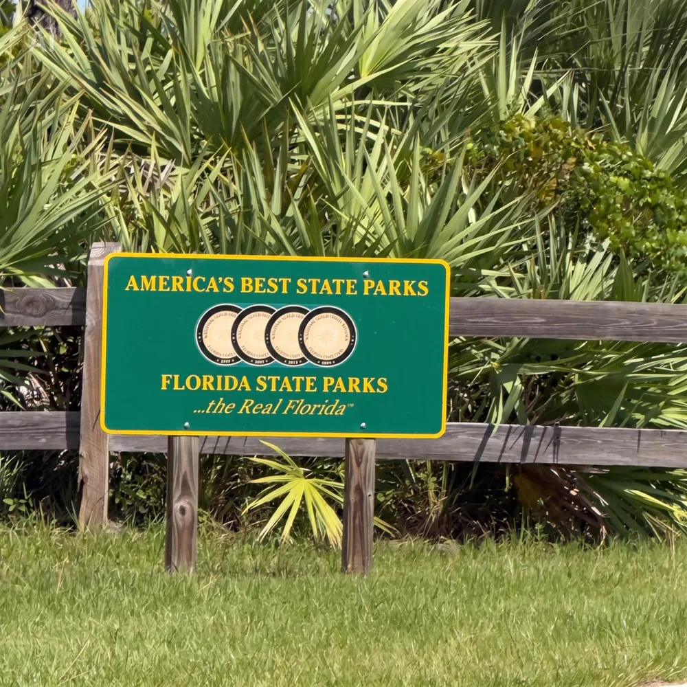 2209 SE FRIENDSHIP STREET Port St. Lucie, FL 34952