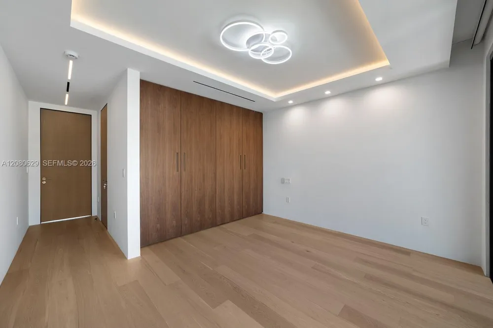 2094 Prairie Ave Miami Beach, FL 33139