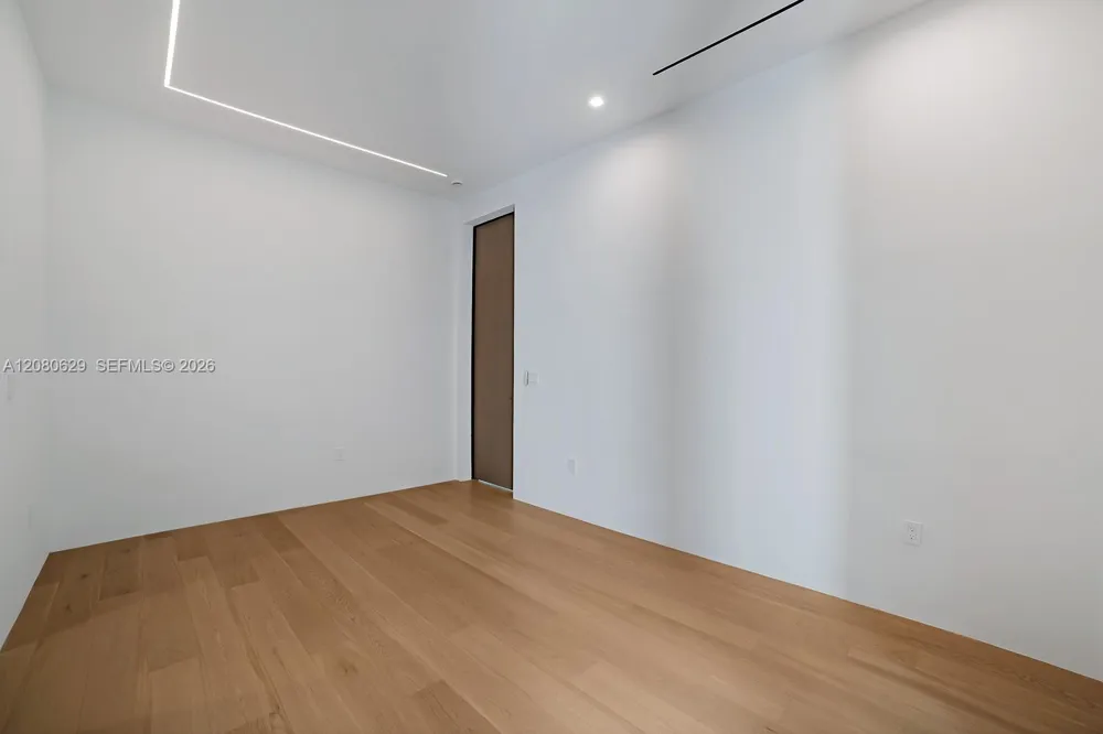 2094 Prairie Ave Miami Beach, FL 33139