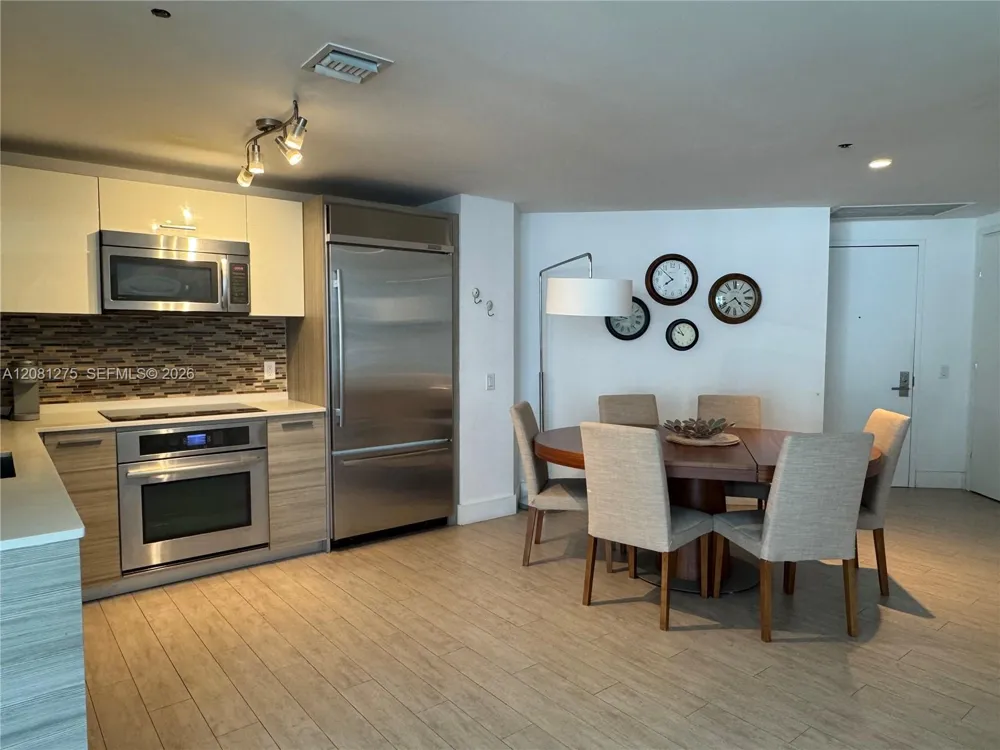 1300 Brickell Bay Dr #2610 Miami, FL 33131