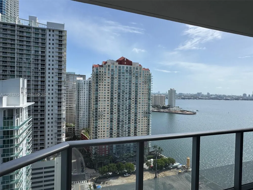 1300 Brickell Bay Dr #2610 Miami, FL 33131