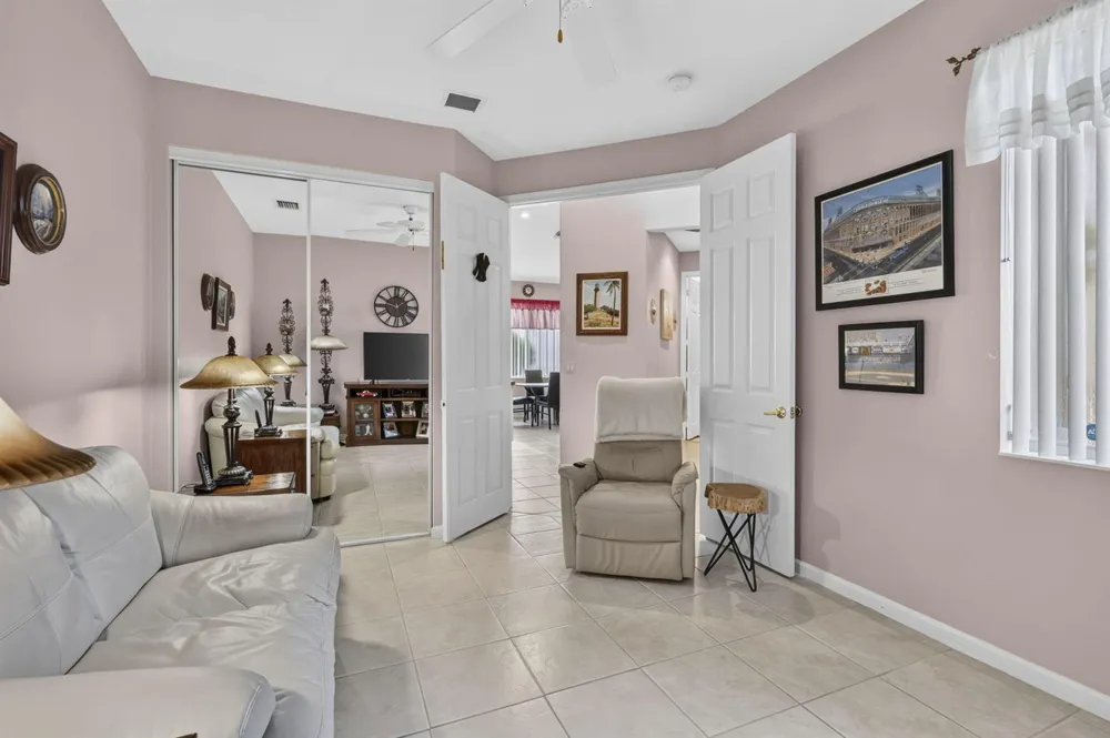 2260 Sapphire Circle West Palm Beach, FL 33411