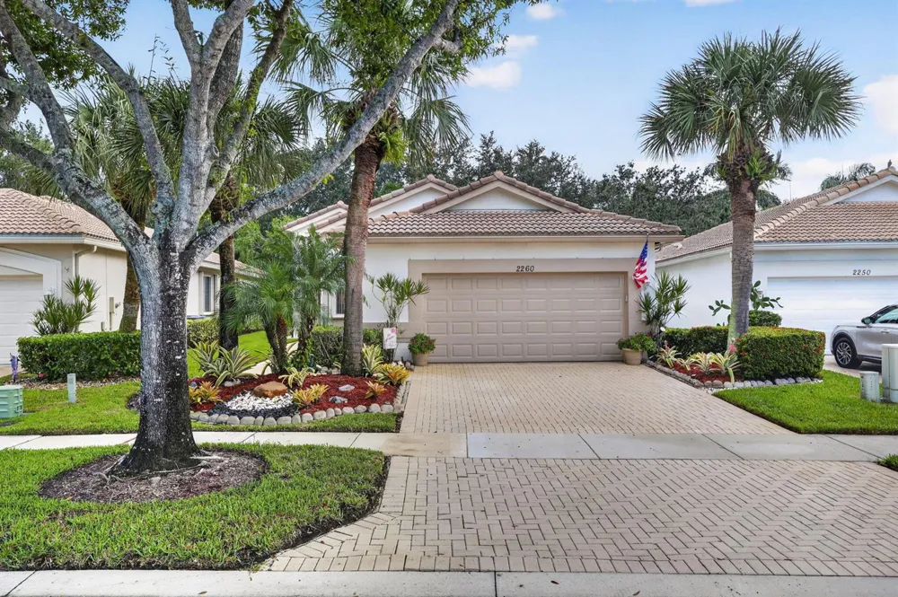 2260 Sapphire Circle West Palm Beach, FL 33411