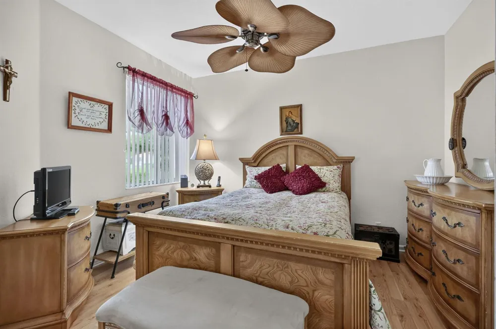 2260 Sapphire Circle West Palm Beach, FL 33411