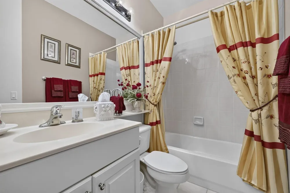 2260 Sapphire Circle West Palm Beach, FL 33411