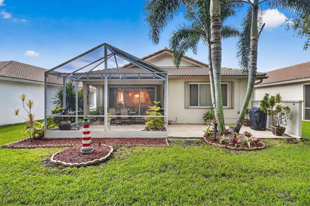 2260 Sapphire Circle West Palm Beach, FL 33411