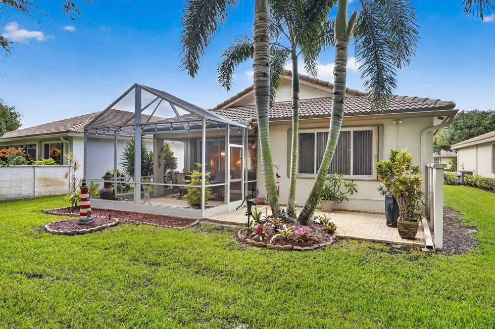 2260 Sapphire Circle West Palm Beach, FL 33411