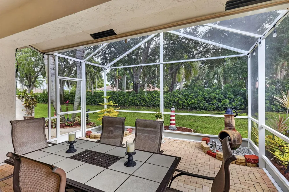 2260 Sapphire Circle West Palm Beach, FL 33411