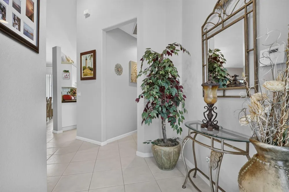 2260 Sapphire Circle West Palm Beach, FL 33411