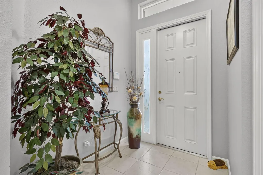 2260 Sapphire Circle West Palm Beach, FL 33411