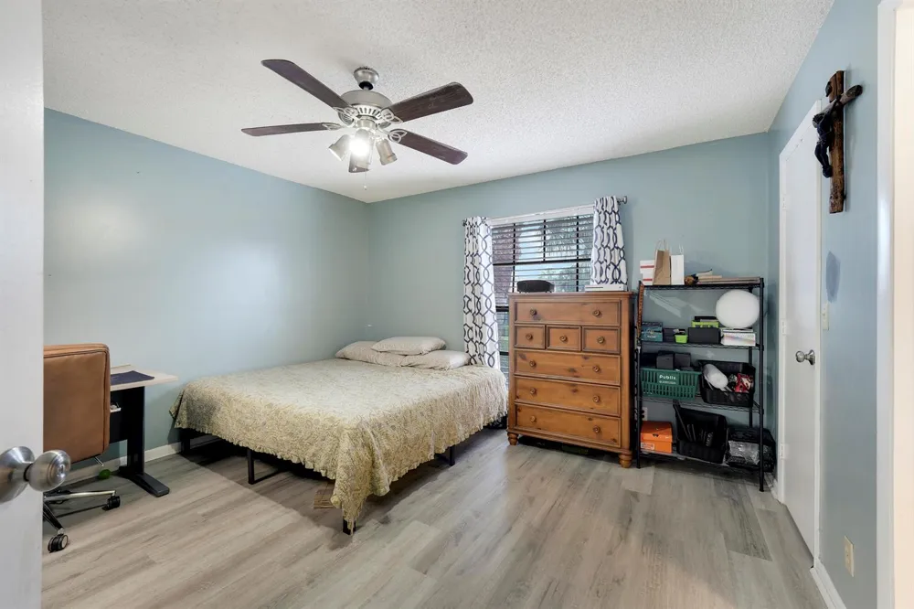 3263 Perimeter Drive 