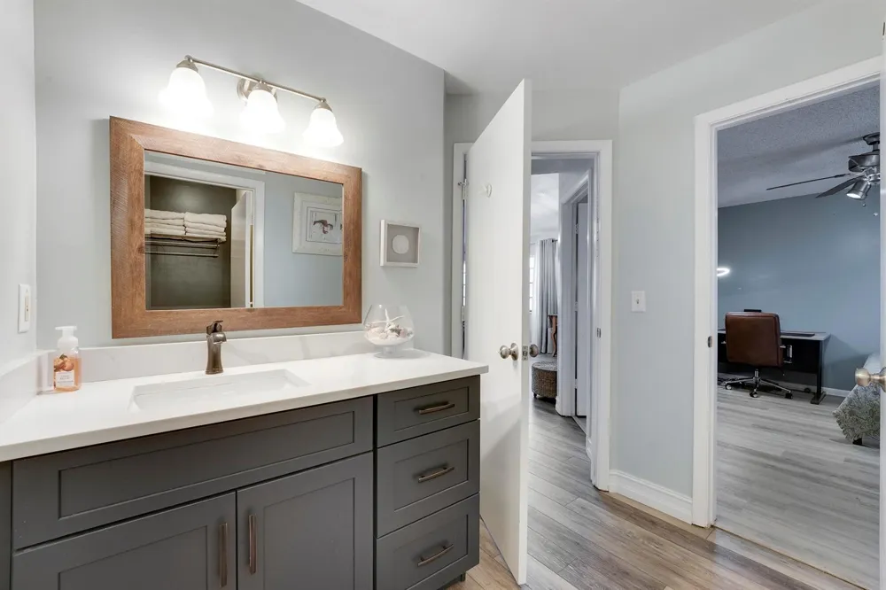 3263 Perimeter Drive 