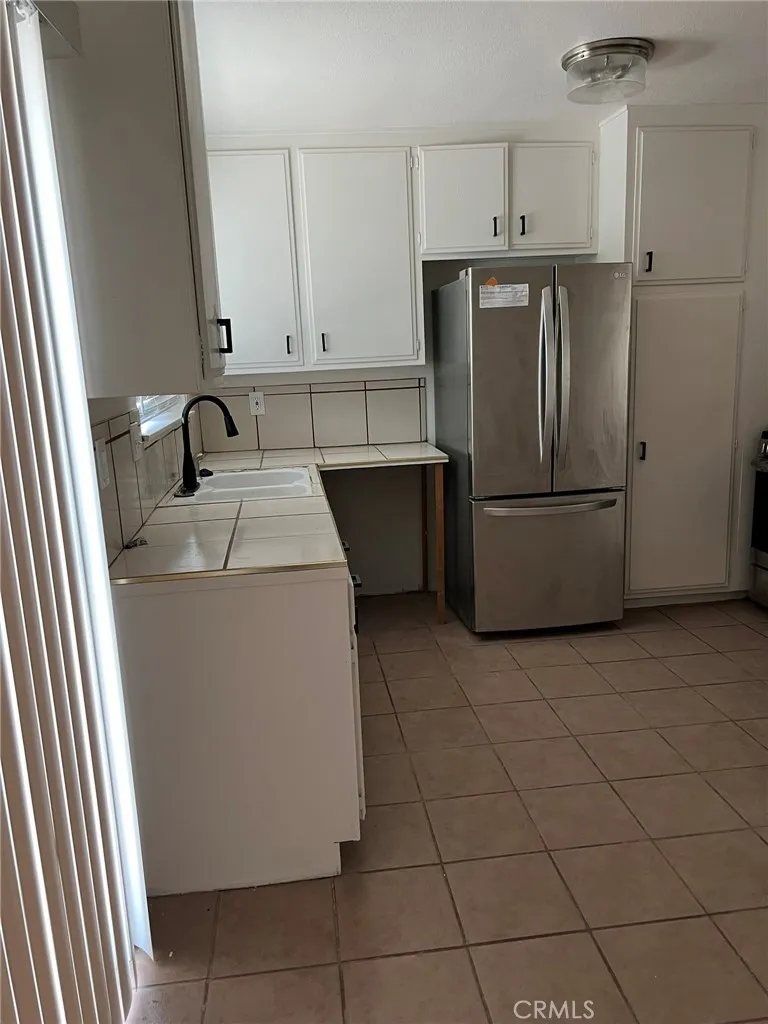 37920 Grand View Avenue Yermo, CA 92398