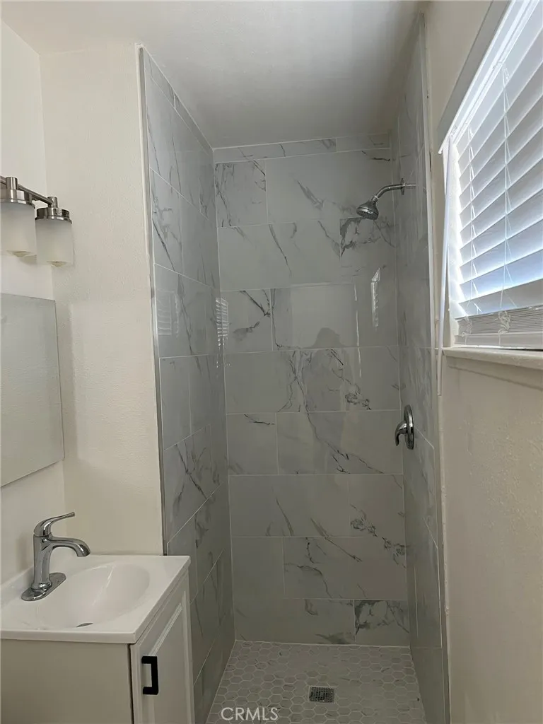 37920 Grand View Avenue Yermo, CA 92398