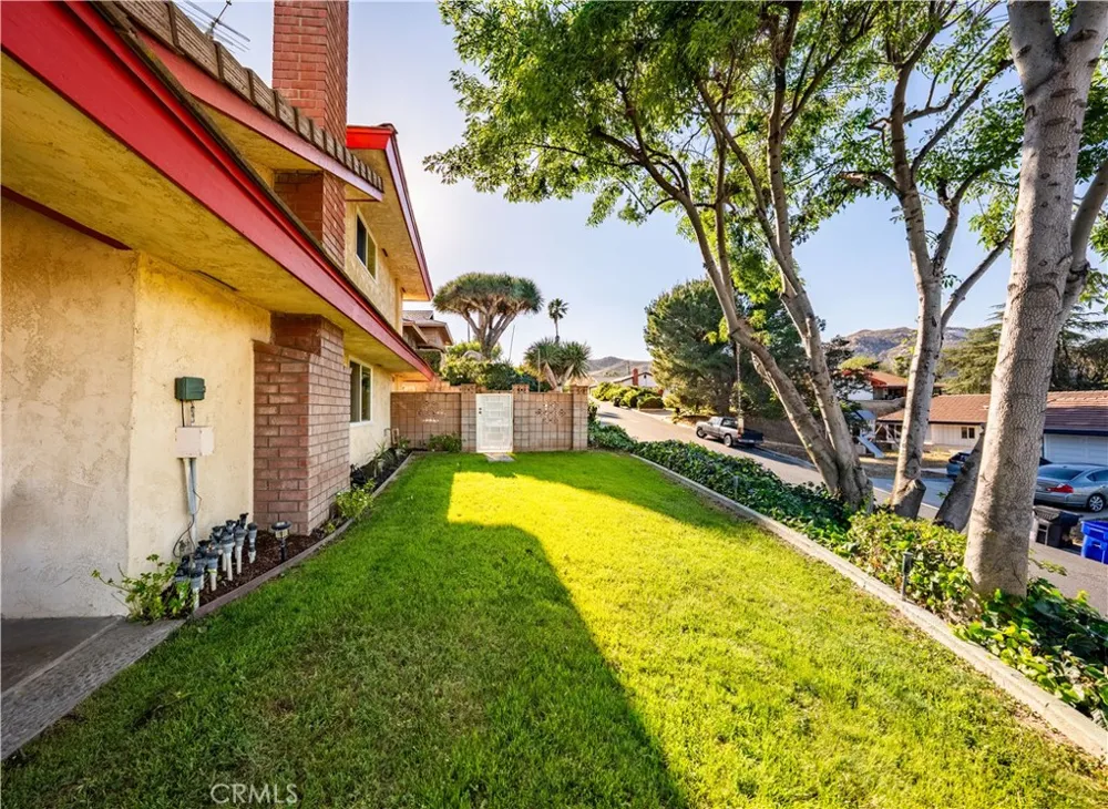 5425 Golden West Riverside, CA 92509