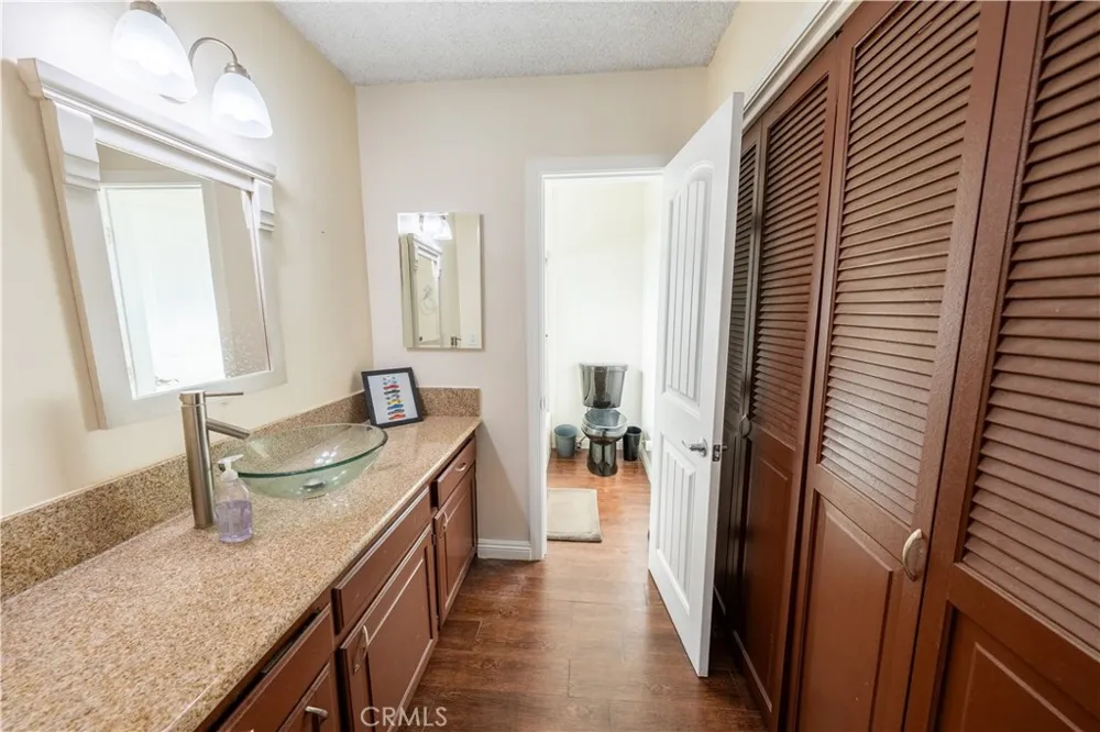 5425 Golden West Riverside, CA 92509