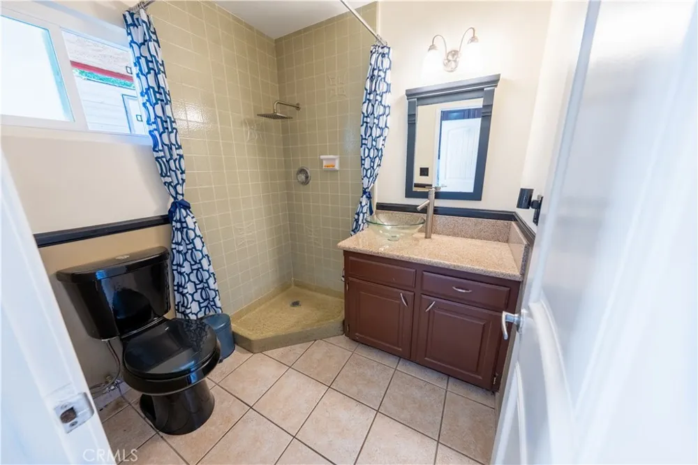5425 Golden West Riverside, CA 92509