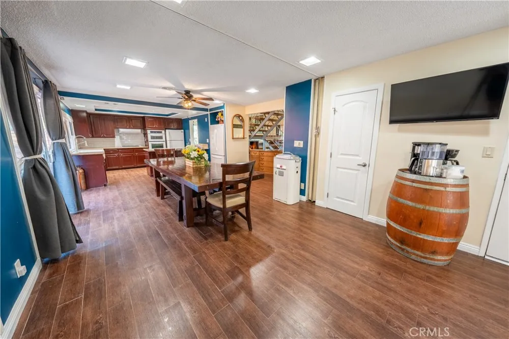 5425 Golden West Riverside, CA 92509