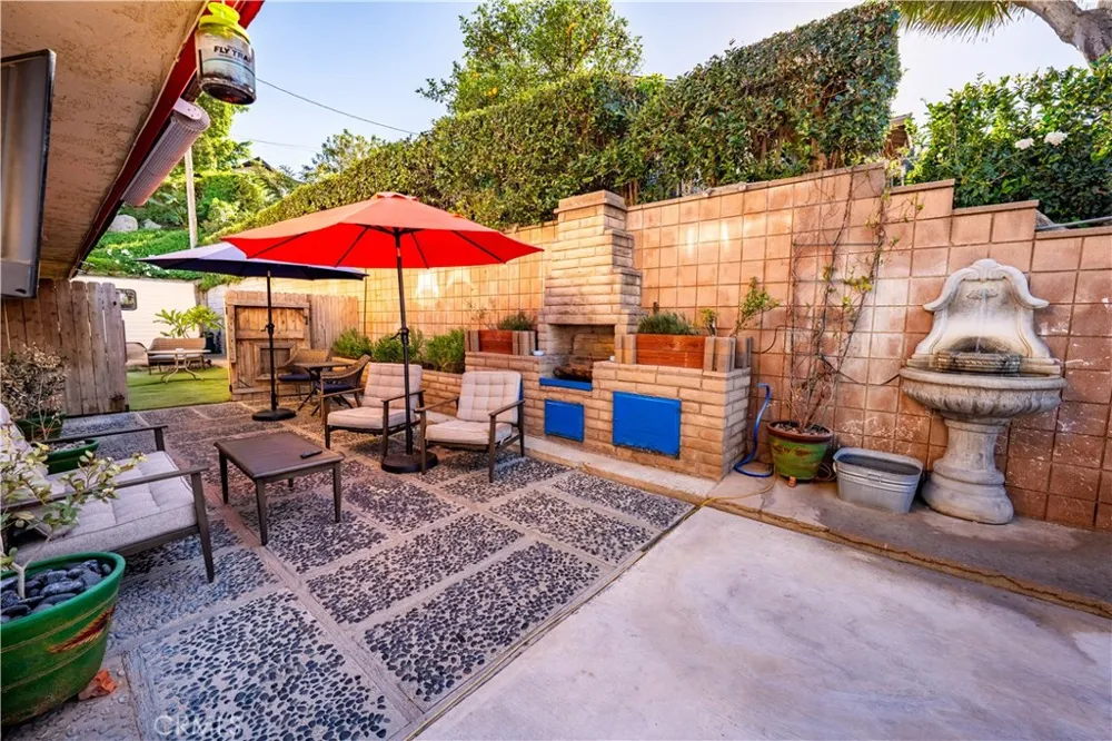 5425 Golden West Riverside, CA 92509
