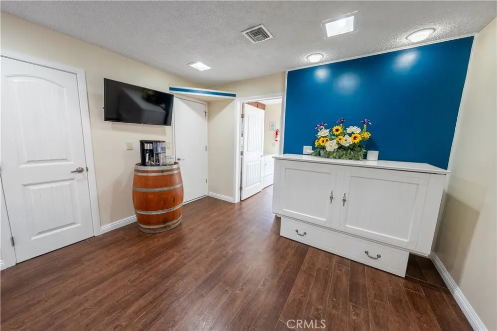 5425 Golden West Riverside, CA 92509